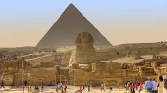 Sphinx et grande pyramide
